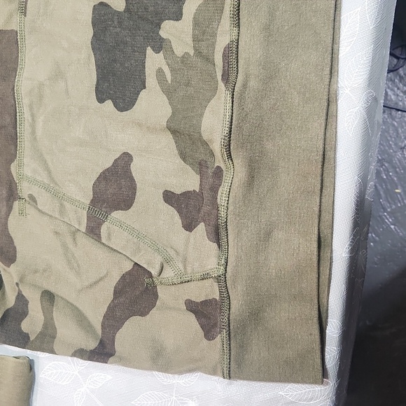 American Eagle Hoodie - Picture 5 of 13